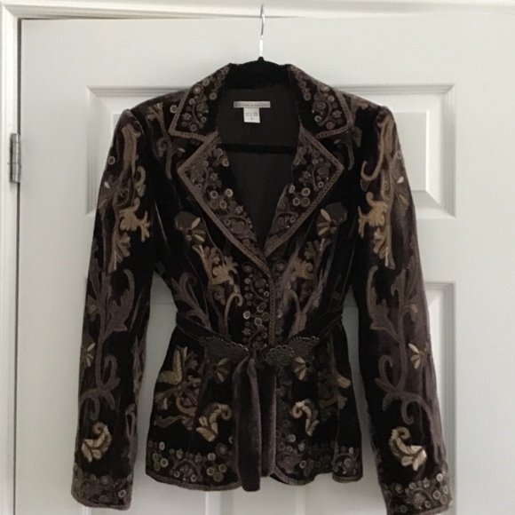 Fabulous dark brown embroidered short velvet jacket size 8 (fits size 6) NWT - Picture 5 of 9